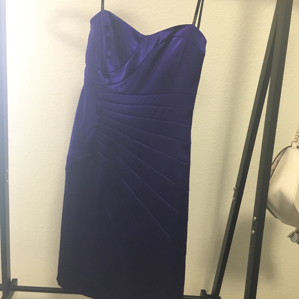 Strapless formal dress